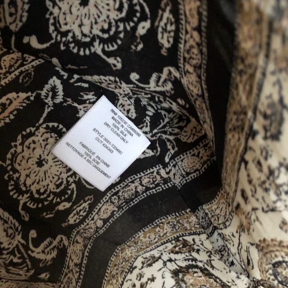 Joie Auberon C Printed Silk Blouse Size S - Picture 5 of 6